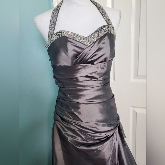 NWT Designer Grey Gown - Picture 2 of 9